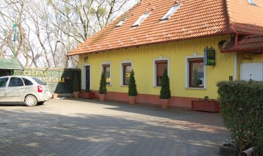 Czérna Vendégház Tata