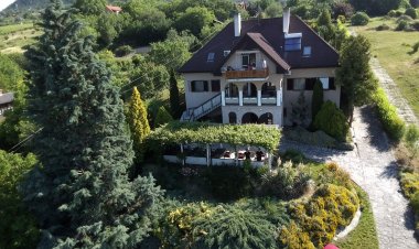 Pigál Panzió Badacsonyörs