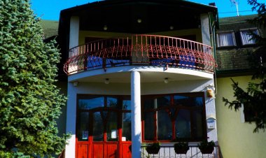 Éden Apartman Hotel Bük