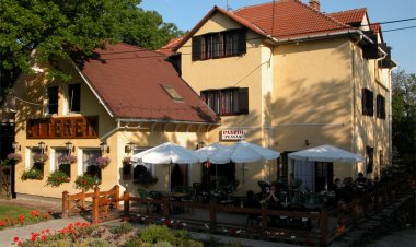 Platán Panzió Dobogókő