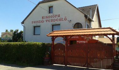Kisdiófa Panzió és Vendéglő Vajdácska