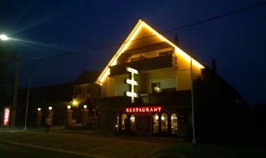 Fekete Macska Panzió Balatonkeresztúr