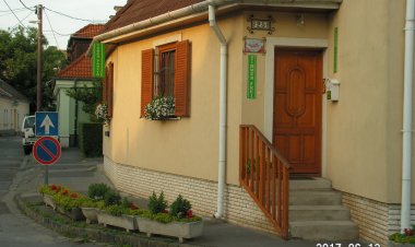 Alt Tabán Panzió Vác