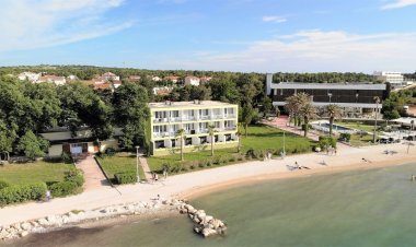 Royaluxs Hotel Liberty Novalja Horvátország