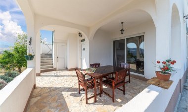 Vendégház Kaštel Štafilić - CDE643 Horvátország