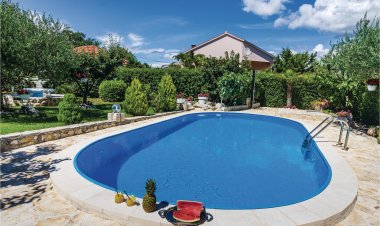 Vendégház Lovinac - CDZ685 Horvátország