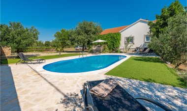 Vendégház Benkovac - CDI065 Horvátország