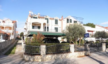 Apartmani Zdenka Vodice Horvátország