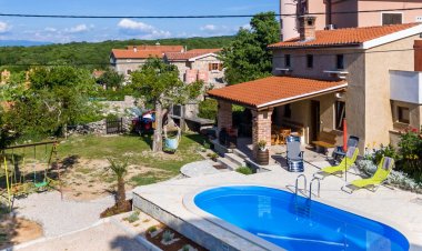 House Poljica with a pool Horvátország