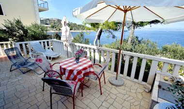 Apartman Ela Rogač Horvátország