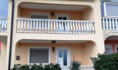 Horvat-Holiday Apartmanház Vir Horvátország