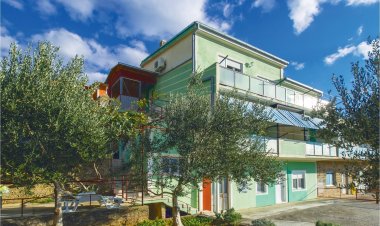 Apartman Dugi Rat - CDT251 Horvátország