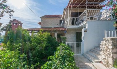 Apartmani Mari Milna Horvátország