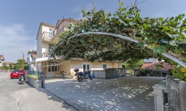 Apartments Mira I Vodice Horvátország