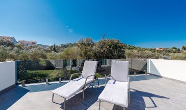 House Villa Verdi Tkon Horvátország