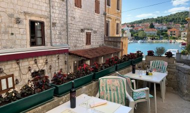 Apartmani Residence Bella stari Grad Horvátország