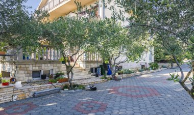 Apartment Jasna summer barbeque Srima Horvátország