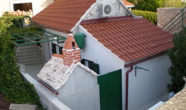 House Menego Bol Horvátország