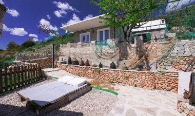 Robinson House Veritas Bol Horvátország