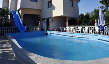 Apartmani Sa Bazenom Ližnjan Horvátország