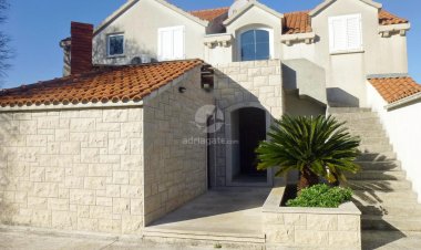 Apartments Burin Postira Horvátország