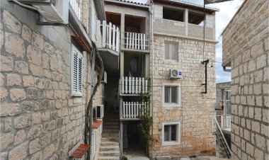 Apartman Slatine - CDE637 Horvátország