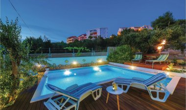 Apartman Okrug Gornji - CDE609 Horvátország