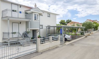Apartments Crystal Vodice Horvátország