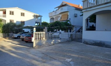 Apartmani Zlotrg Vodice Horvátország