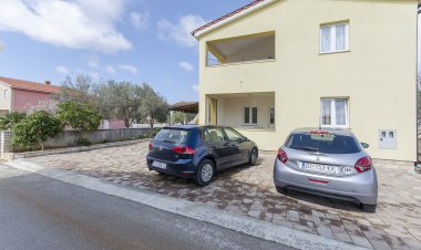 Apartments Quiet neighborhood modern apartments Vir Horvátország