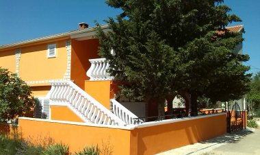 Apartman Batarilo Gornji Karin Horvátország