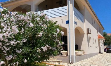 Apartments Strahija Barbat Horvátország