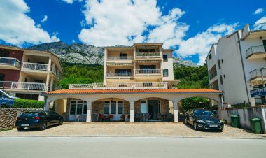 Apartmani Lovre Brela Horvátország