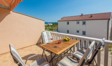 Apartmanok Parkolóhellyel Vir - Pedinka - Vir - Pedinka, Vir - 19110 Vir - Pedinka Horvátország