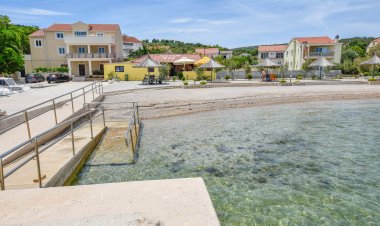 Apartment L and S on The Beach Ugrinic Horvátország