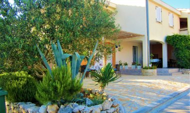 Apartments Franc Island Vir Horvátország