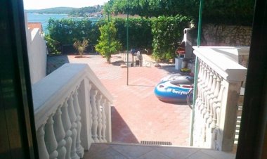 Judit  Apartmanház Tisno Horvátország