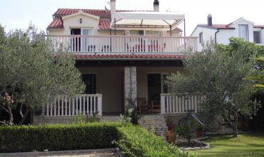 Apartmani Mali Dvori Srima Horvátország