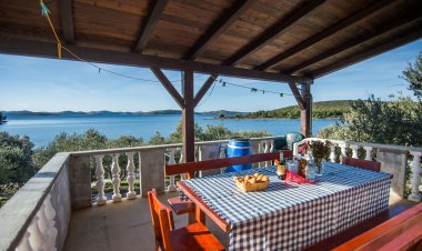 House Oleander Tkon Horvátország