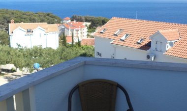 Bella Vista Apartmanház Sutivan Horvátország