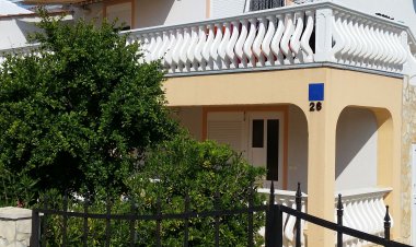 Alina Apartman Vir Horvátország