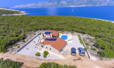 House Plani Rat Basina Horvátország