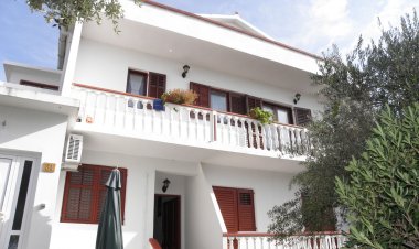 Apartmani Pere Povljana Horvátország