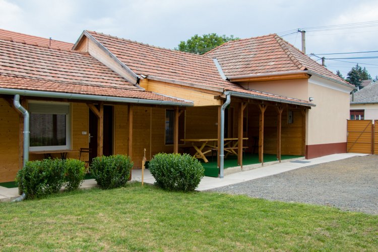Zimmer Feri Vendégház Abaújszántó
