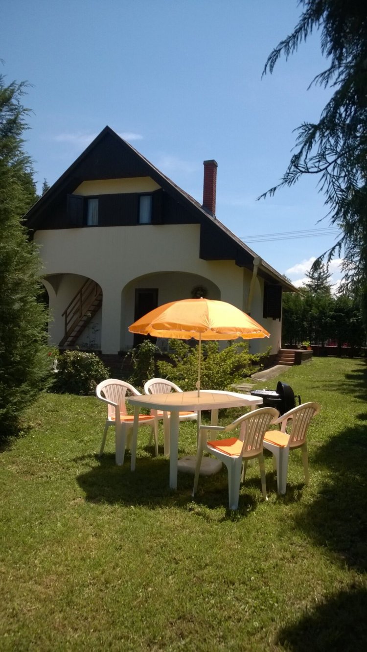 Berzsenyi Ház Balatonfenyves