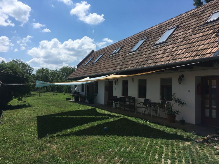 HoMe Vendégház Ganna