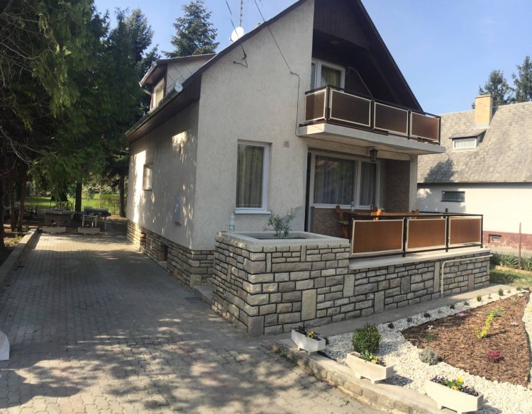 Mercédesz Nyaralóház Alsóörs