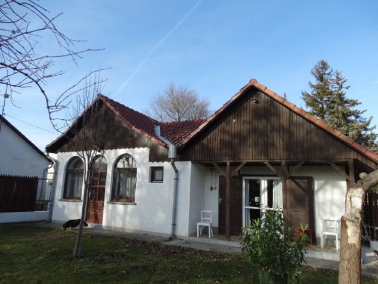 Teniszszálló Vendégház Berhida