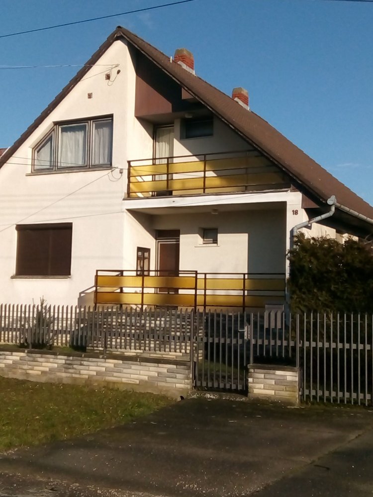 Kis-Nagy ház Harkány