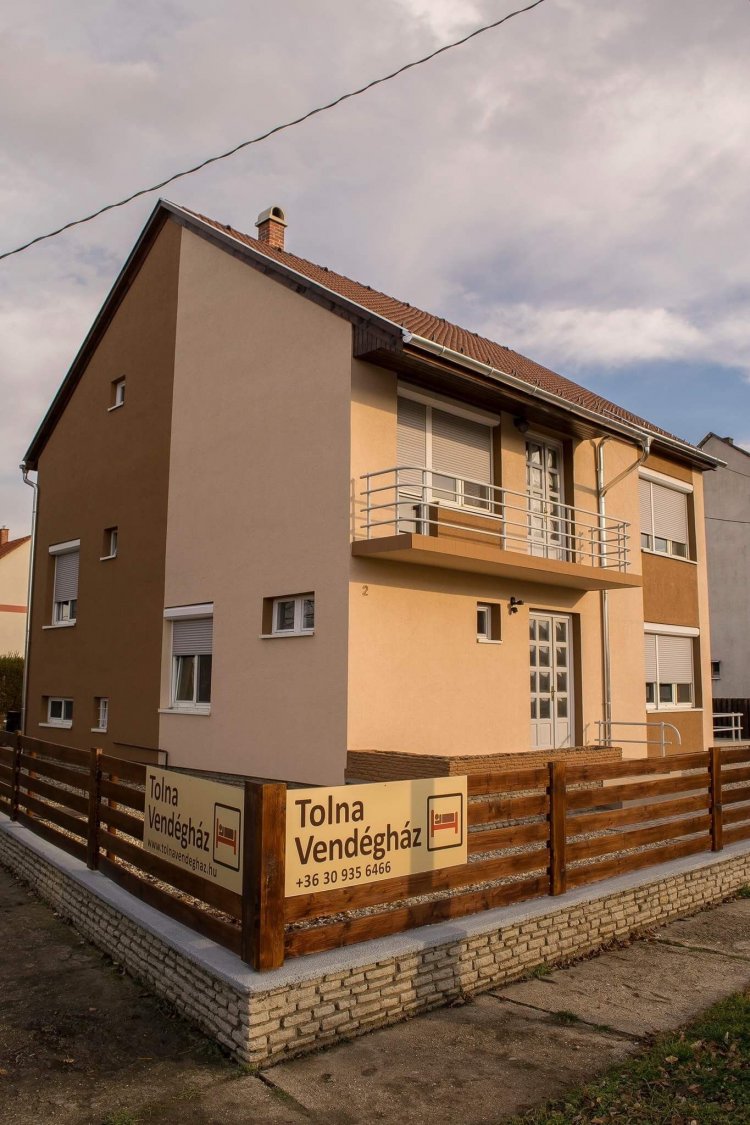 Tolna Vendégház Tolna